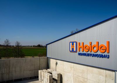 Firmenlogo zur Hallenbeschriftung